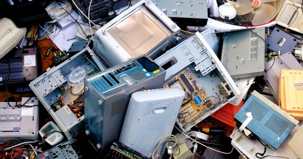 Maltepe Elektronik Atık Geri Dönüşüm